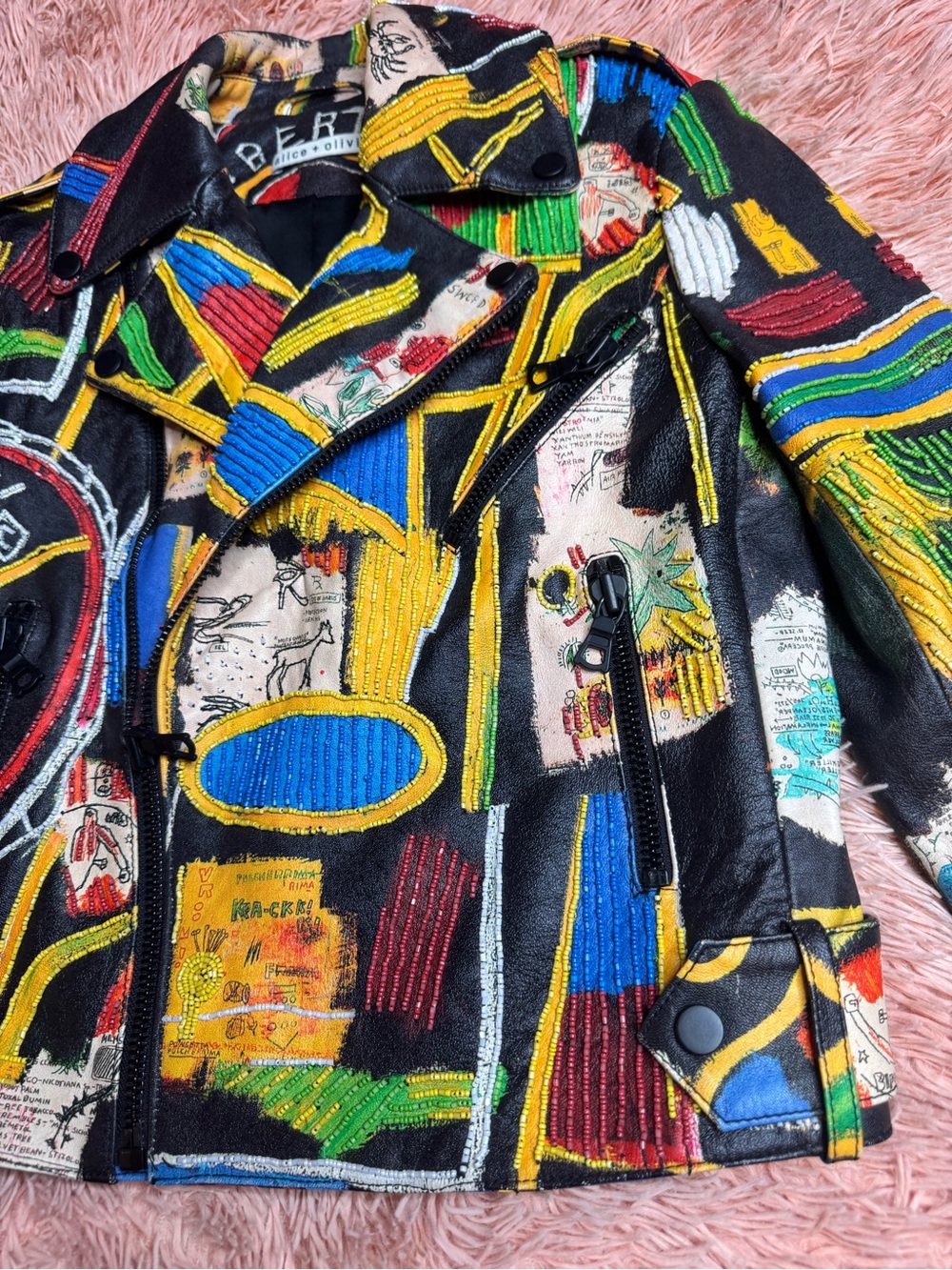 Alice + Olivia X Basquiat Cody Embellished Leather Jacket In Liberty. Size XS - Picture 15 of 17